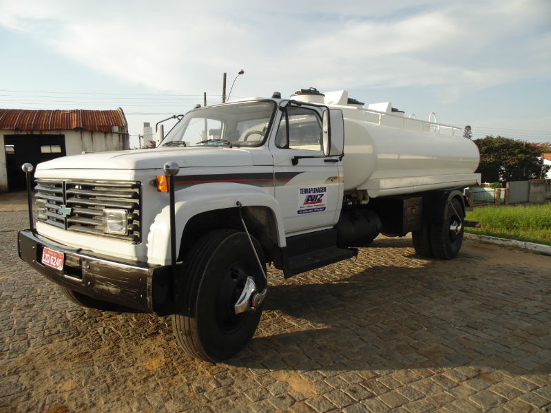 Caminhão tanque